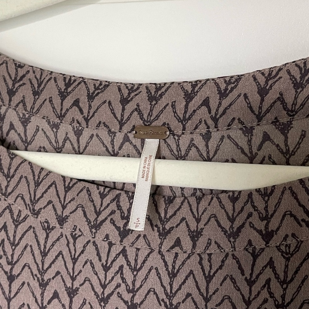 Free People bell sleeve blouse - Picture 4 of 10